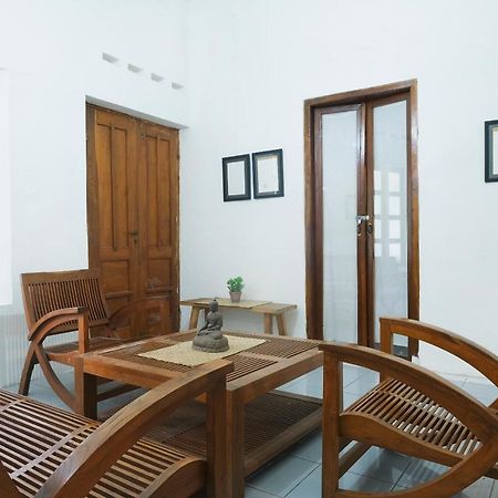 Oyo 287 Rumah Eyang Near Rsud Kota Yogyakarta Hotel Kültér fotó