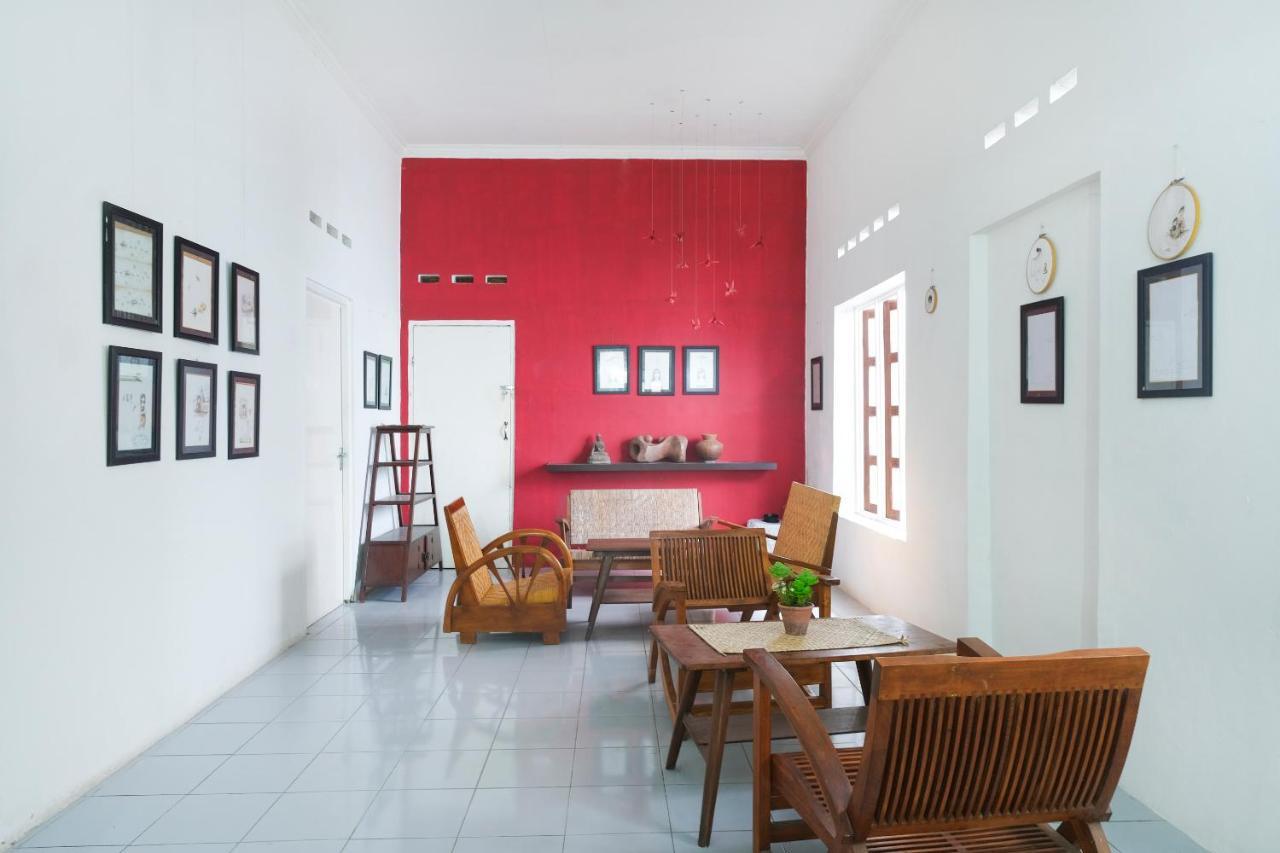 Oyo 287 Rumah Eyang Near Rsud Kota Yogyakarta Hotel Kültér fotó