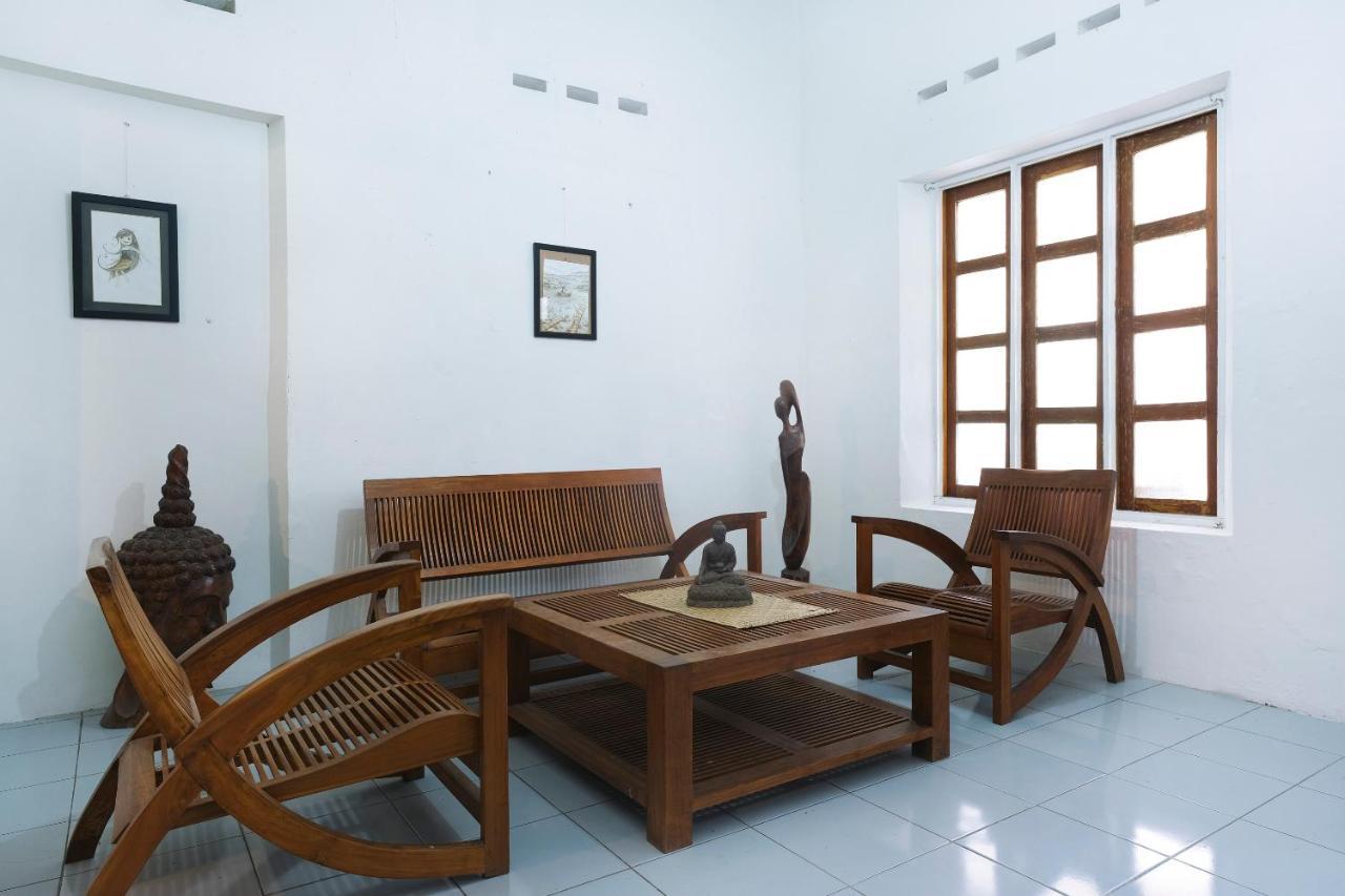 Oyo 287 Rumah Eyang Near Rsud Kota Yogyakarta Hotel Kültér fotó