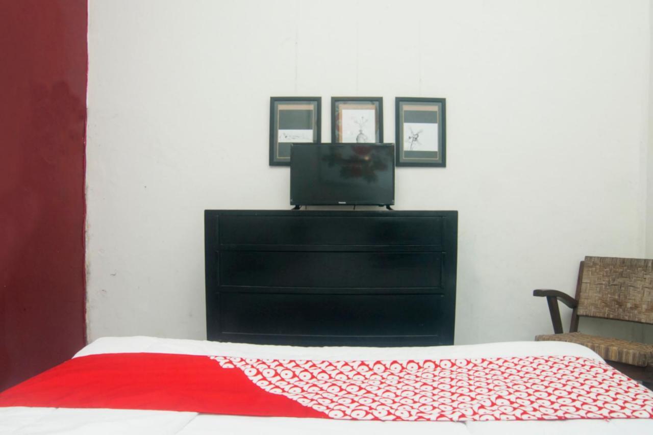 Oyo 287 Rumah Eyang Near Rsud Kota Yogyakarta Hotel Kültér fotó