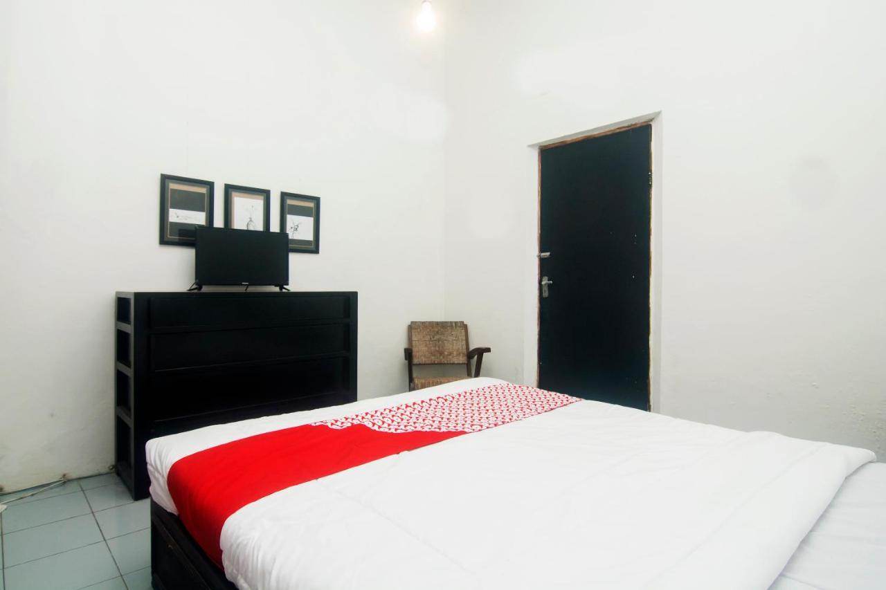 Oyo 287 Rumah Eyang Near Rsud Kota Yogyakarta Hotel Kültér fotó